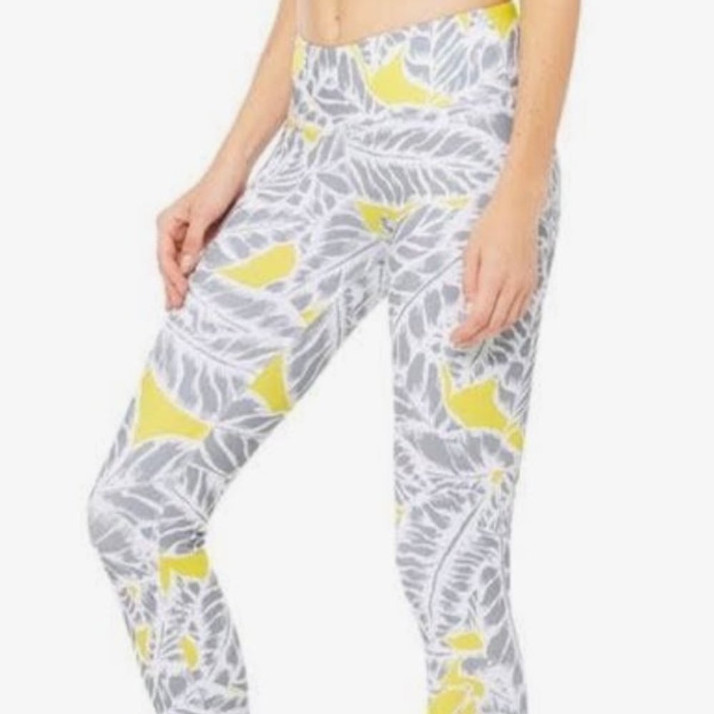 Alo Yoga Airbrush Palm-Printed Sport Leggings Zest Gray Yellow Palm Print Size S